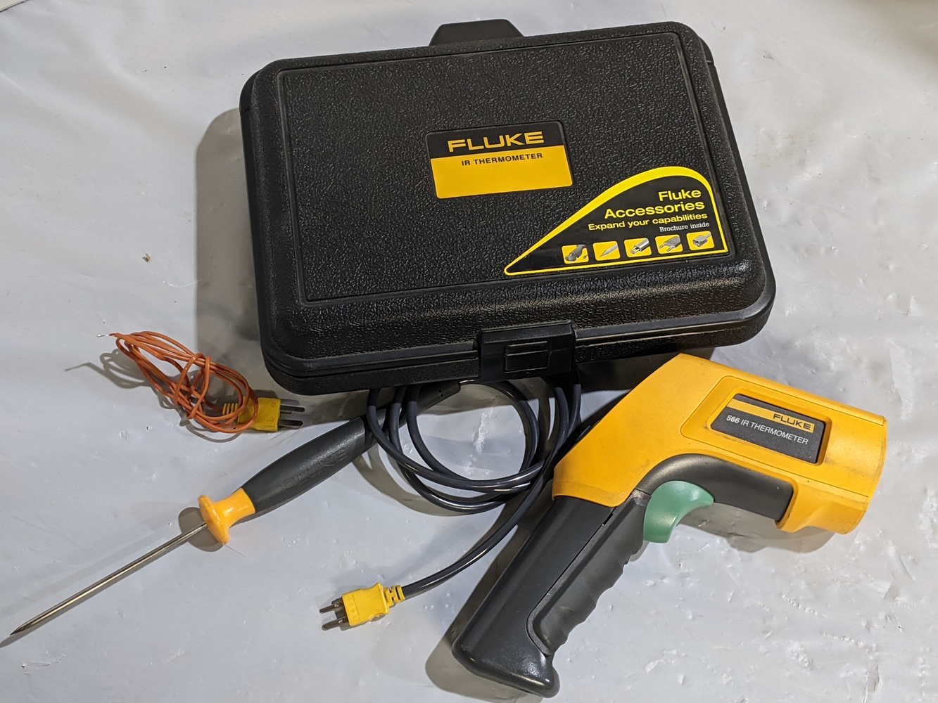 Thermal Gun | Fluke 566 Infrared & Contact Thermometer