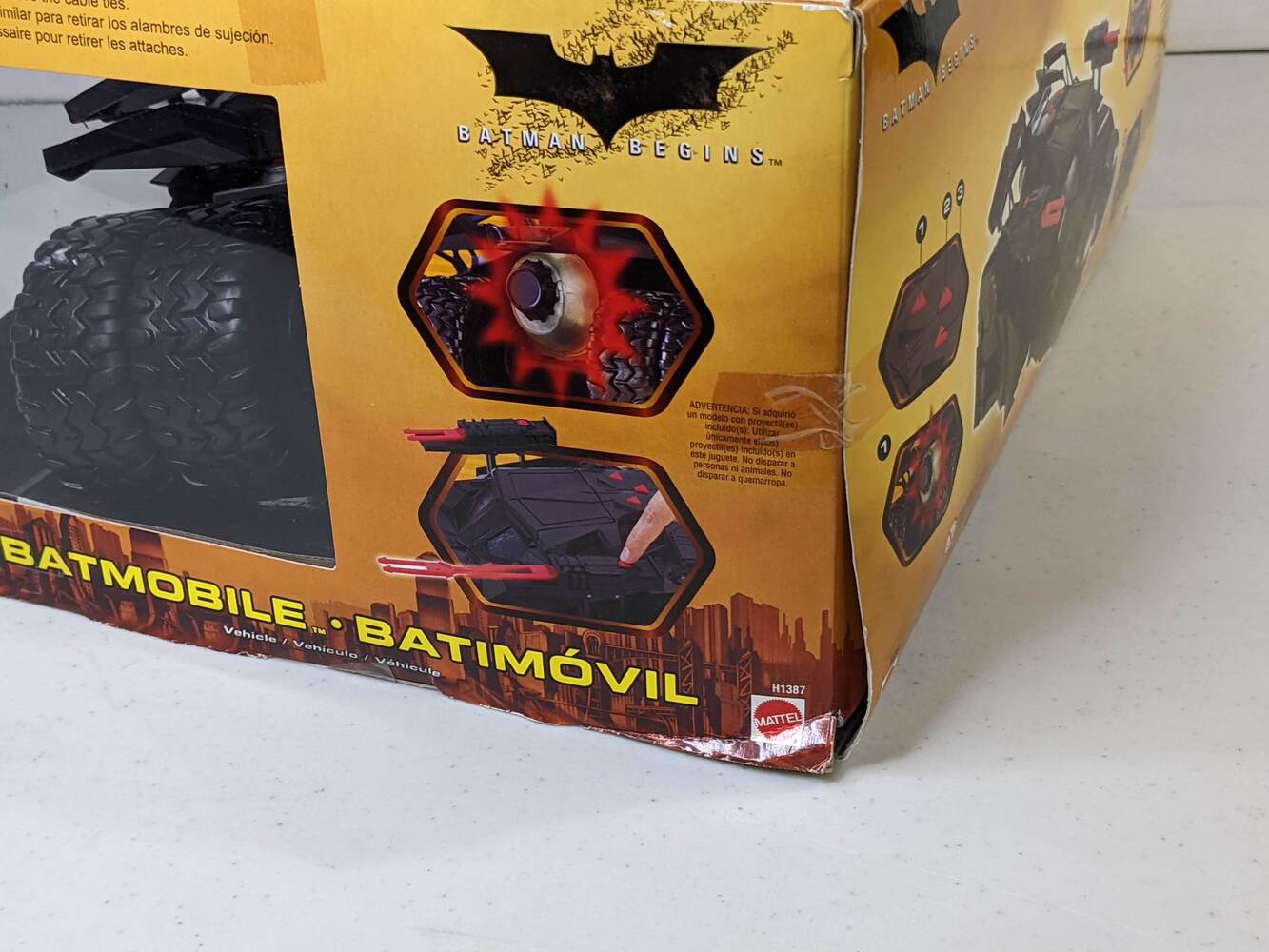 Batman Begins - Batmobile Tumbler électronique (loose) - Mattel 2005