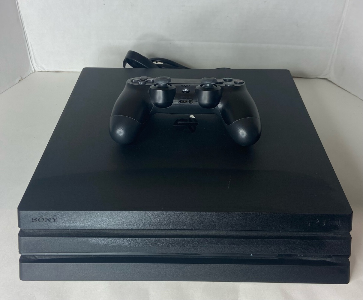 Sony Playstation 4 Pro 1TB Avenue Shop Swap & Sell