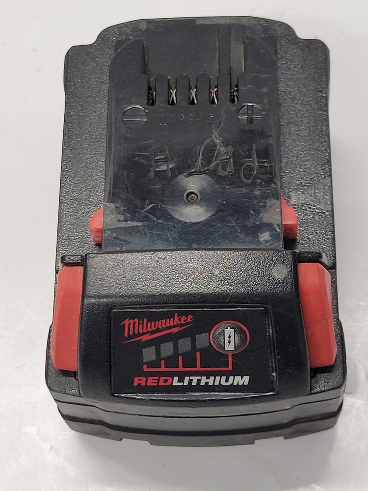 Milwaukee 20 amp battery hot sale