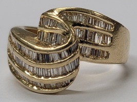14 Karat Yellow Gold Cluster Ring - Size: 8