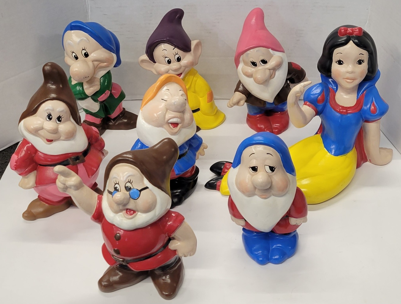 Vintage Walt Disney Snow White & The Seven Dwarfs Ceramic Figurine Set ...