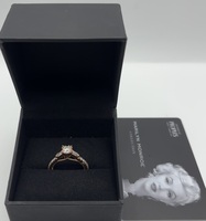 14K Rose Gold Size 7 Marilyn Monroe People's Collection Diamond Collar Ring