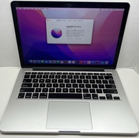 Apple A1502 MacBook Pro (2015), 8 GB RAM, 121 GB, SCREEN SPOTS