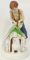 Royal Doulton "Childhood Days" 1981 Collectible Figurine 