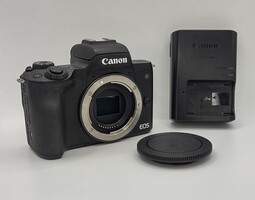 Canon EOS M50 Mirrorless Camera BODY ONLY with Charger and Battery